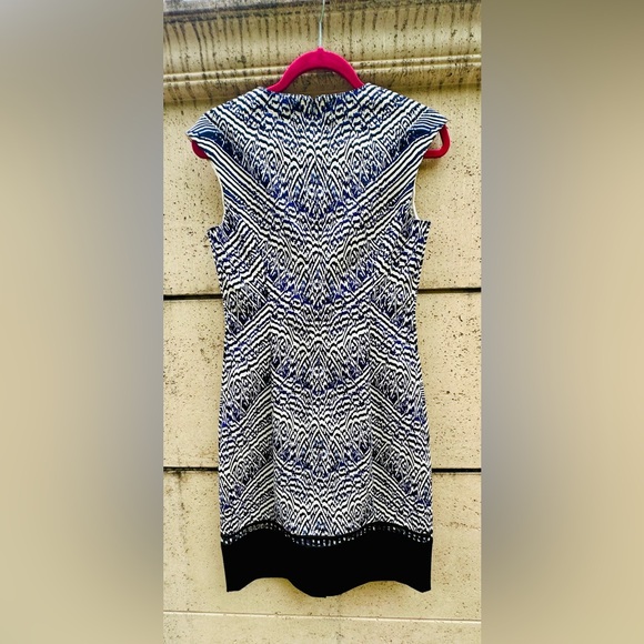 SACHIN + BABI Inkblot Print Shift Dress ✨ Size 2 - Picture 4 of 10